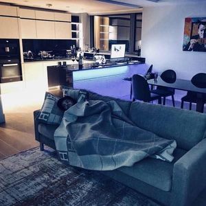 Meet your Posher, Busta